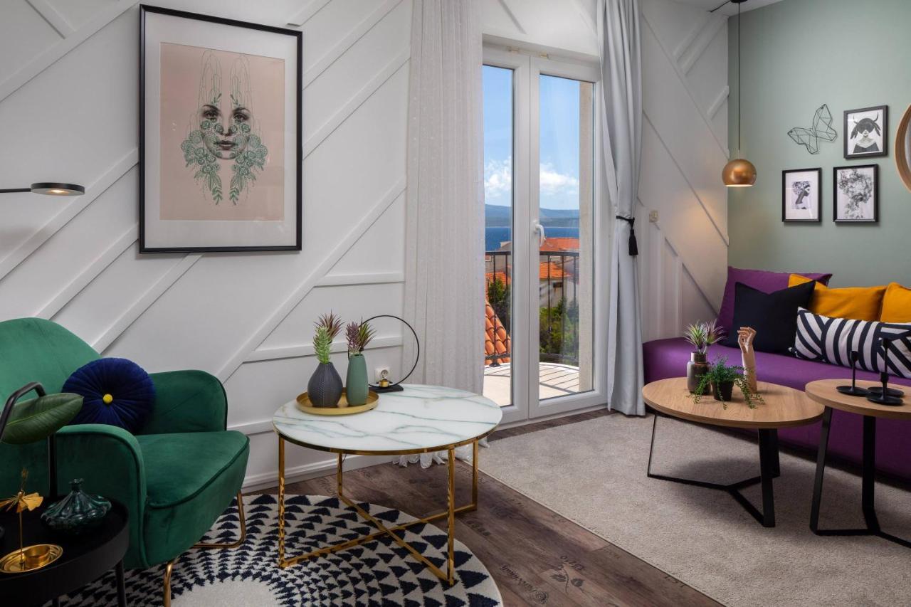 Apartments Valentina Бол Экстерьер фото