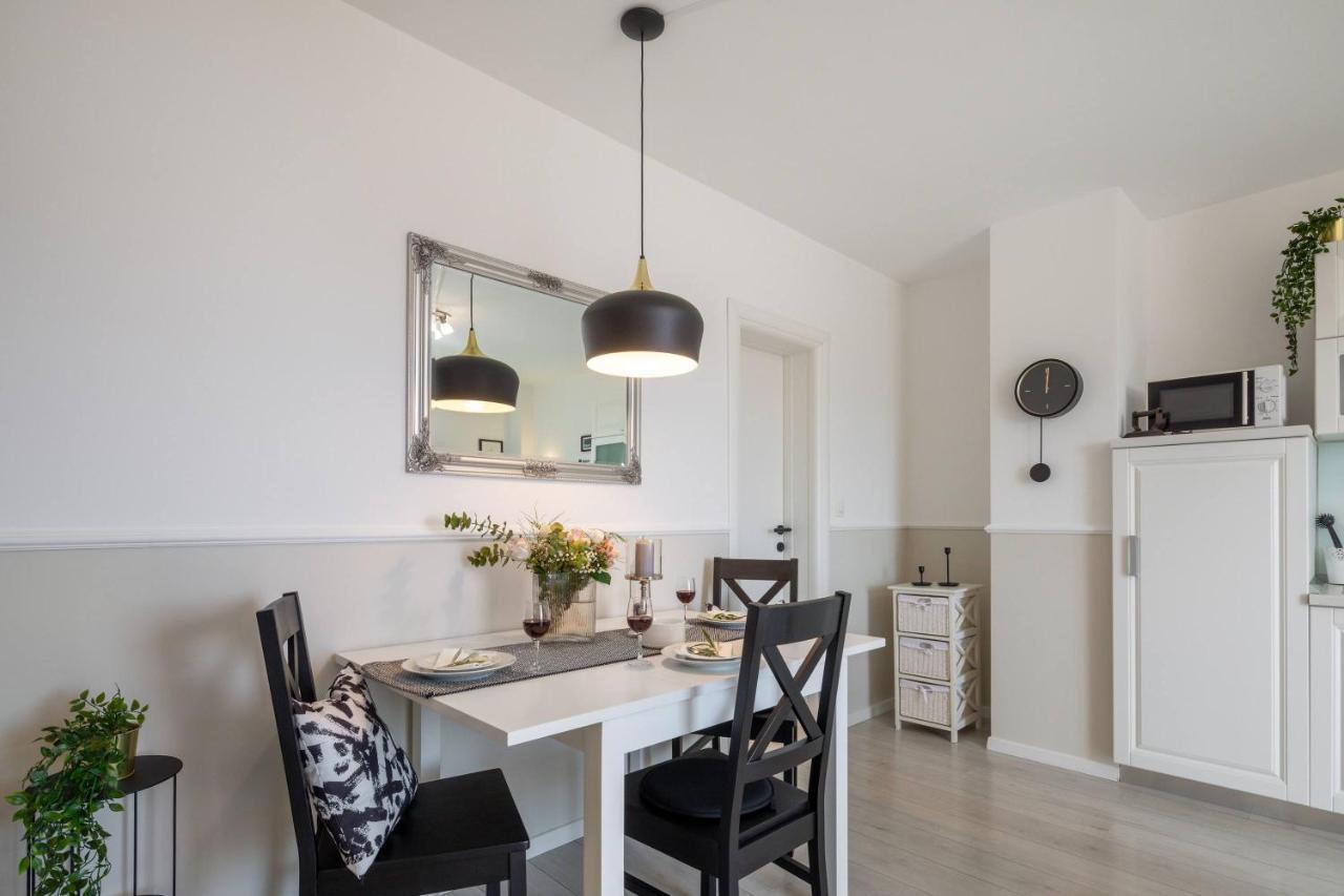Apartments Valentina Бол Экстерьер фото